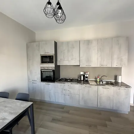 Casa Sofia, A 4 Fermate Metro Dal Vaticano Apartamento Roma